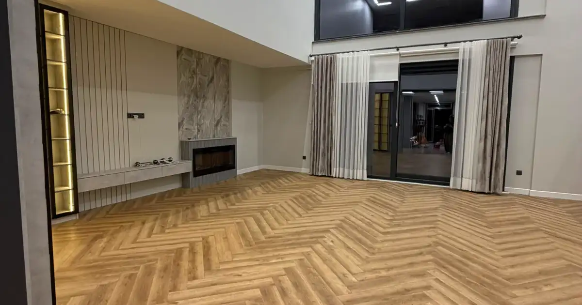 B&uuml;y&uuml;k&ccedil;ekmece tepekent villa temizliği geniş salon detaylı temizlik